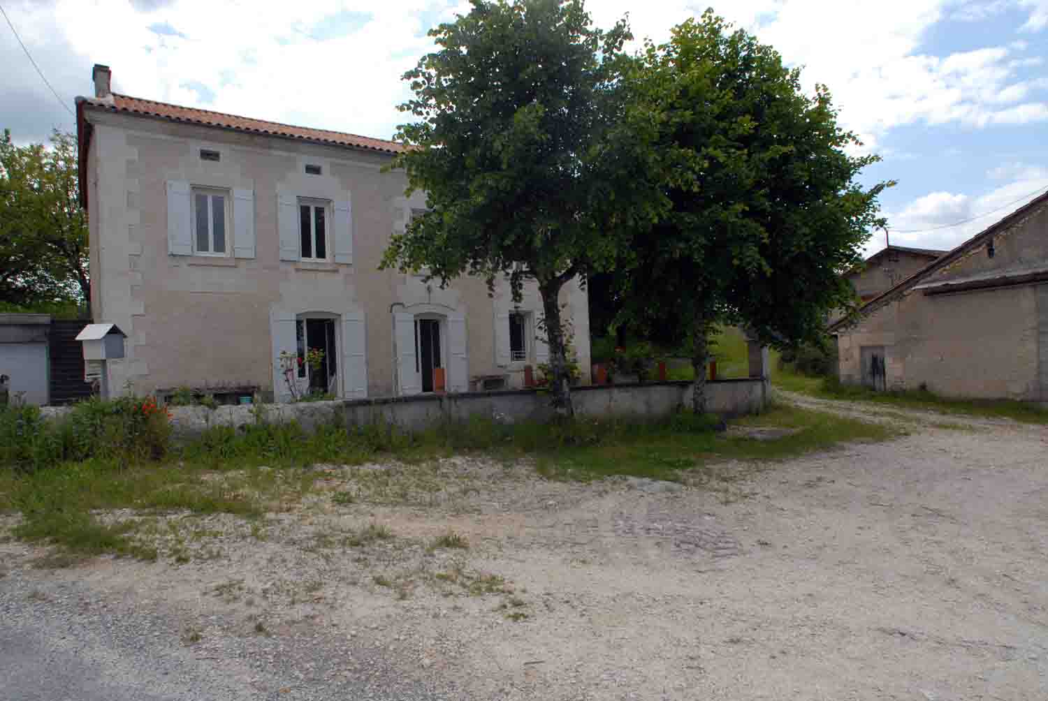 MAISON/TANTA - Tocane St Apre