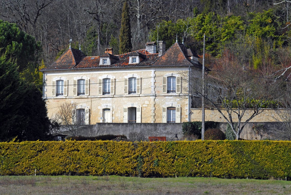 6300 - neuvic