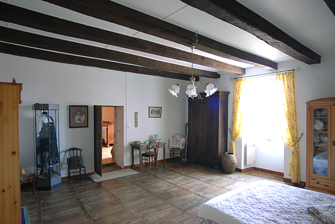 5647 - Riberac – Image 2