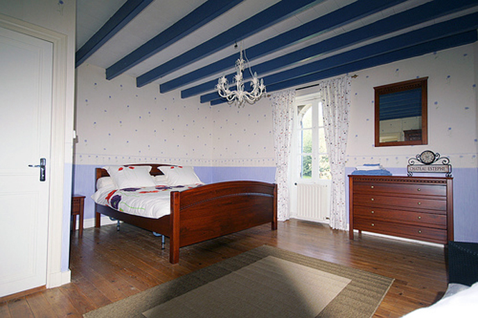 5587 - Angouleme – Image 9