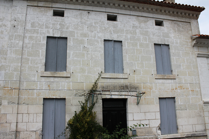 REF /MAIS - Aubeterre sur Dronne