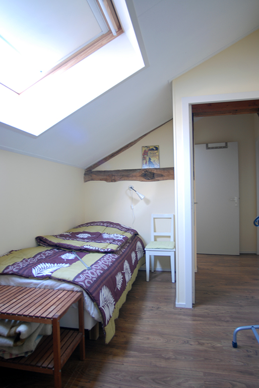 6185 - Chalus – Image 23