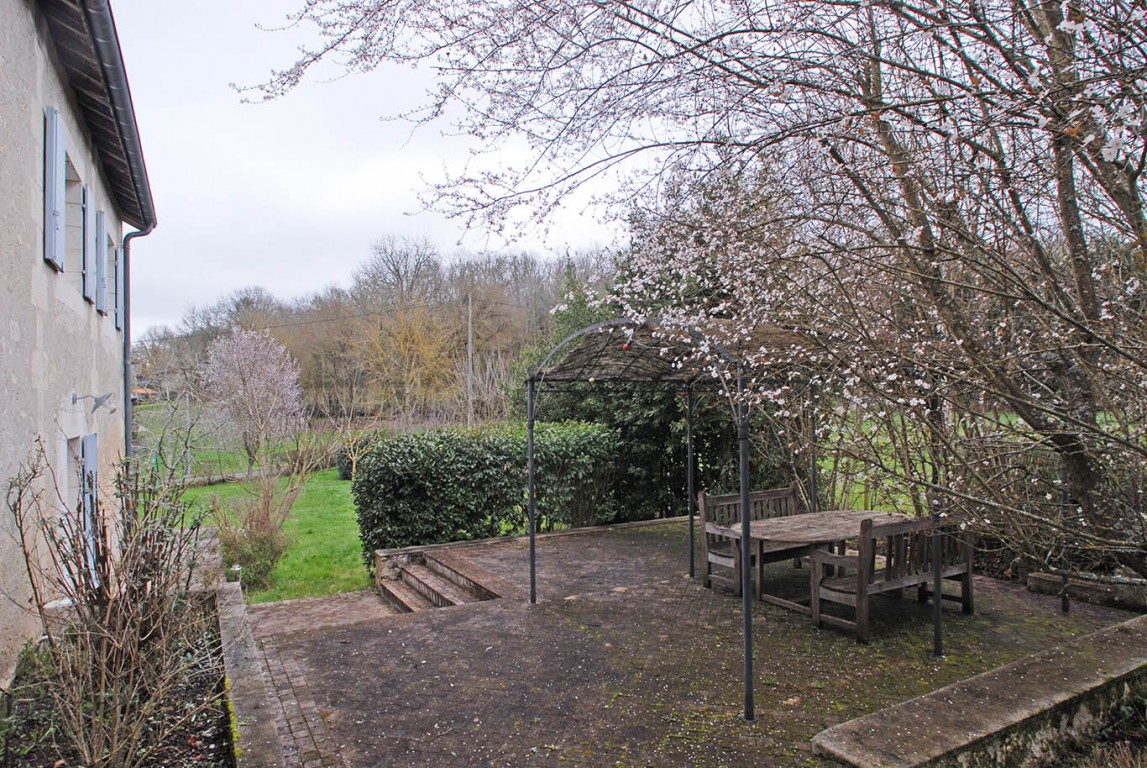 6237 - Saint Aulaye – Image 14
