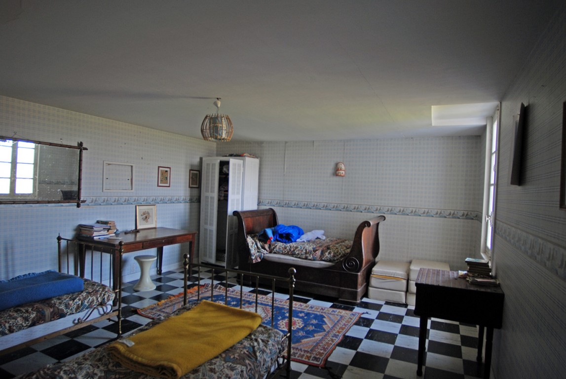 6240 - Lisle – Image 15