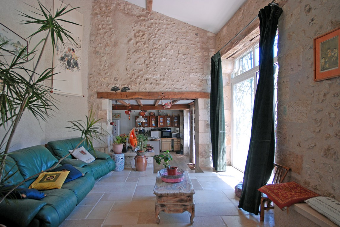 6325 - Celles – Image 19