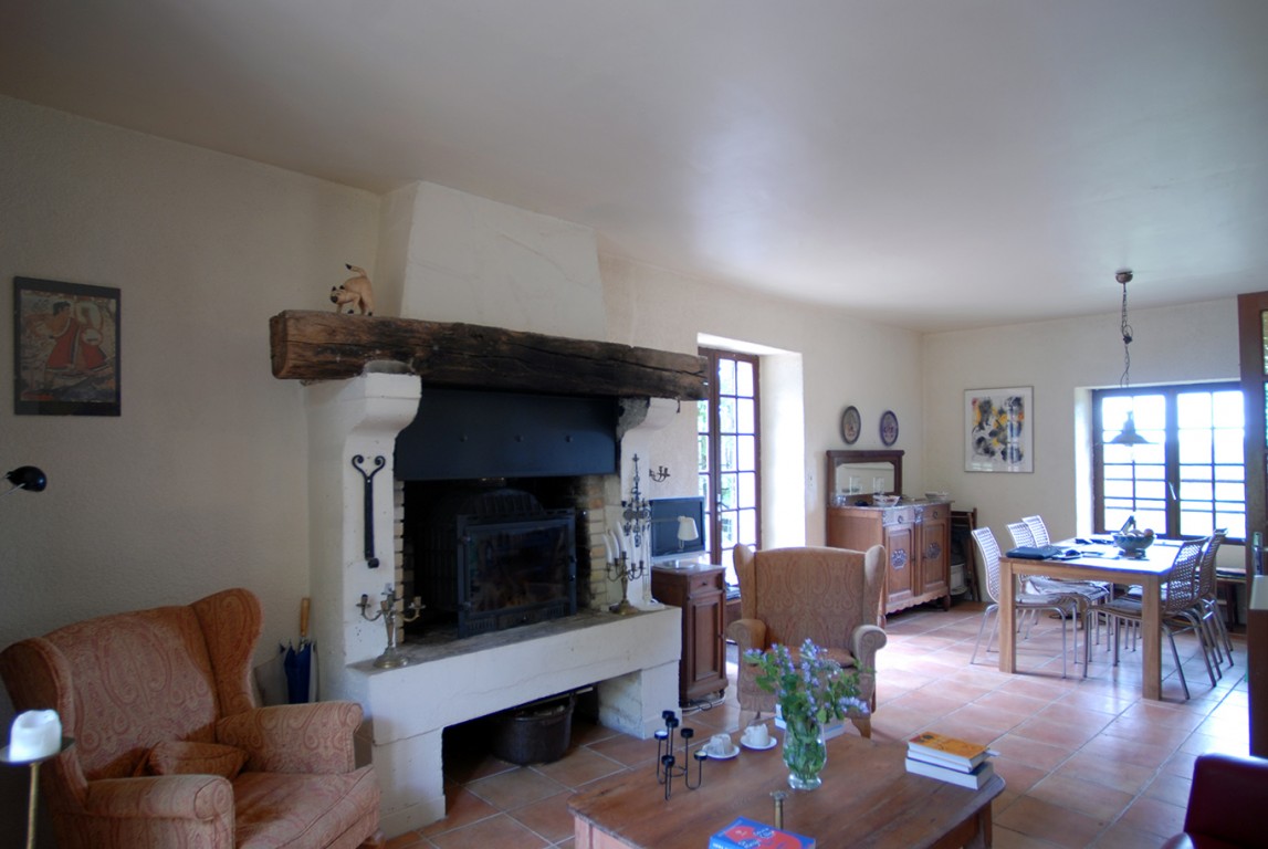 6336 - La Rochebeaucourt et Argentine – Image 4
