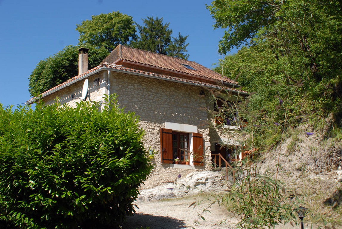 6398 - Grand Brassac – Image 2