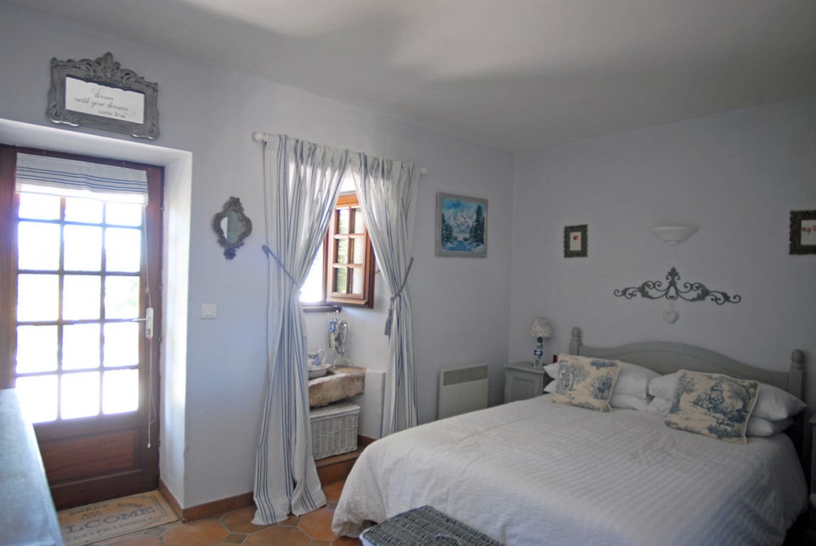6398 - Grand Brassac – Image 15
