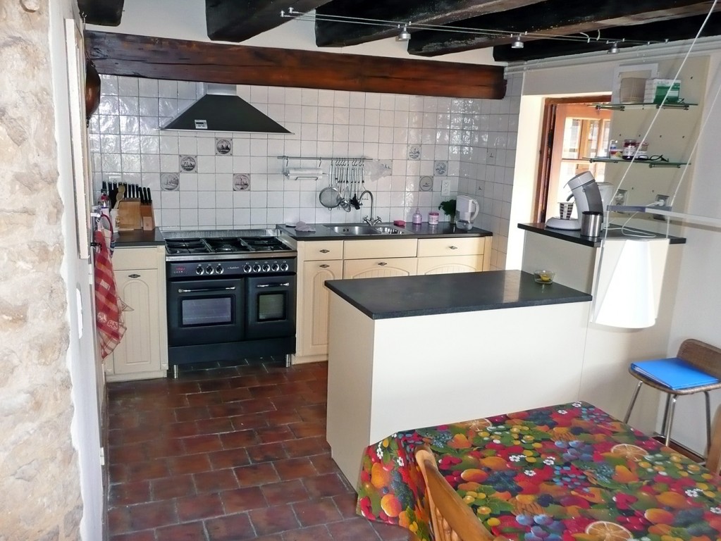 6340 - Paunat – Image 17