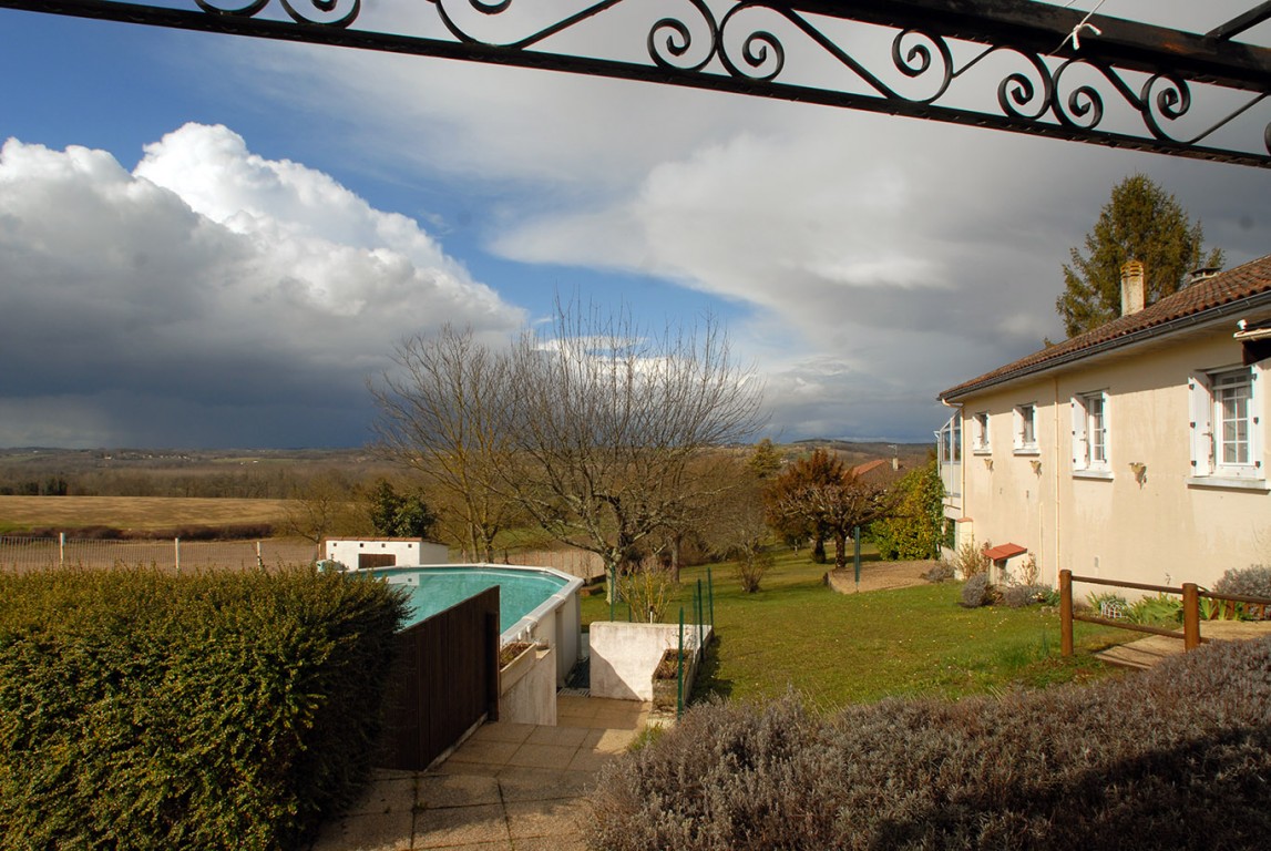 6385 - Saint Meard de Dronne – Image 11