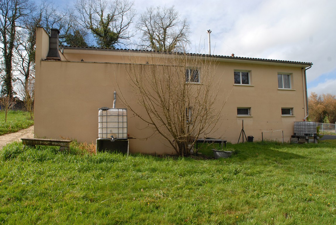 6389 - Riberac – Image 10