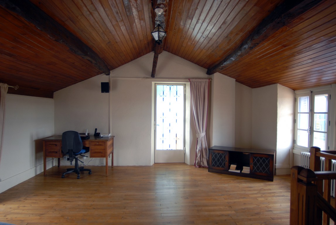 6392 - Riberac – Image 3