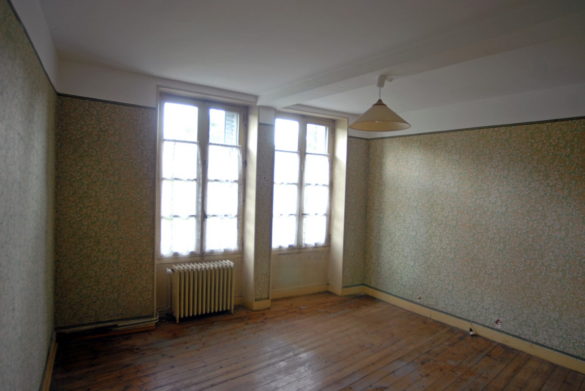 6403 - Tocane Saint Apre – Image 5