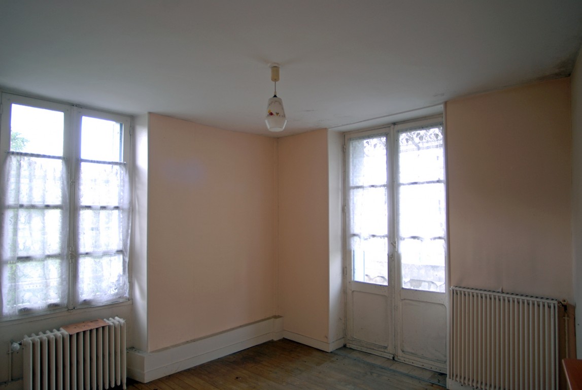 6403 - Tocane Saint Apre – Image 8