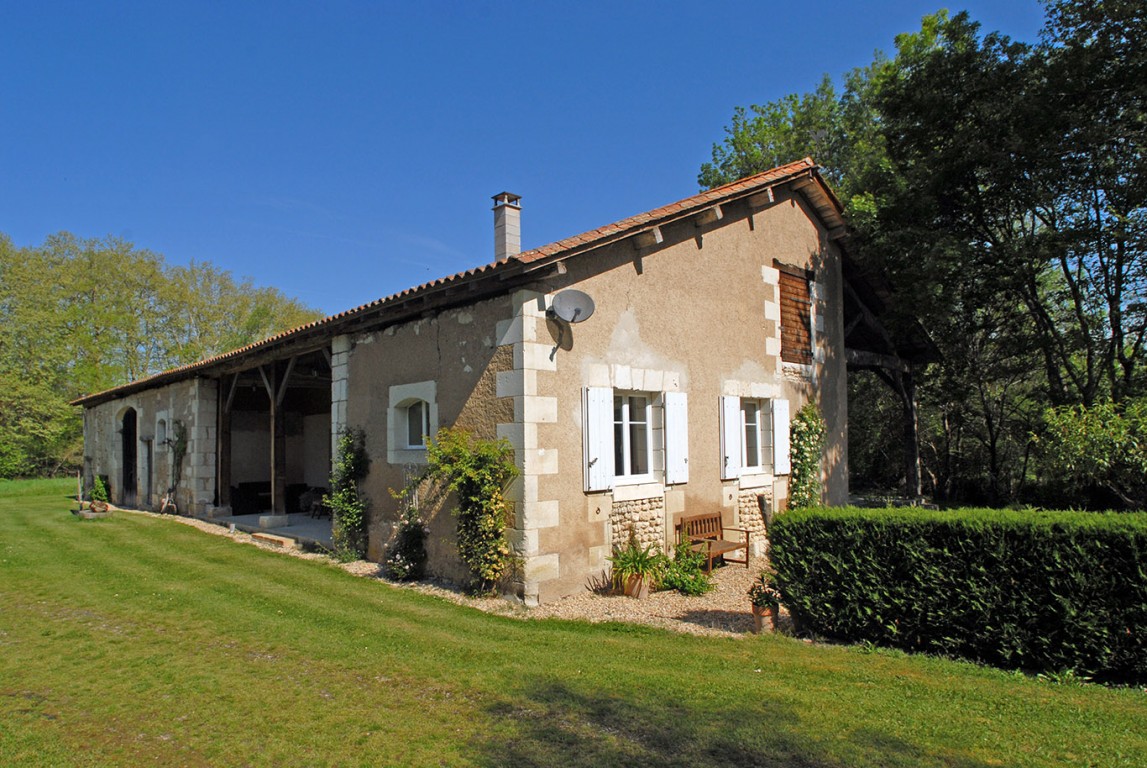 6453 - Saint Vincent de Jalmoutiers – Image 49