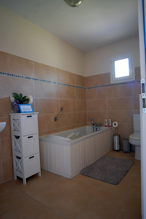 6453 - Saint Vincent de Jalmoutiers – Image 53