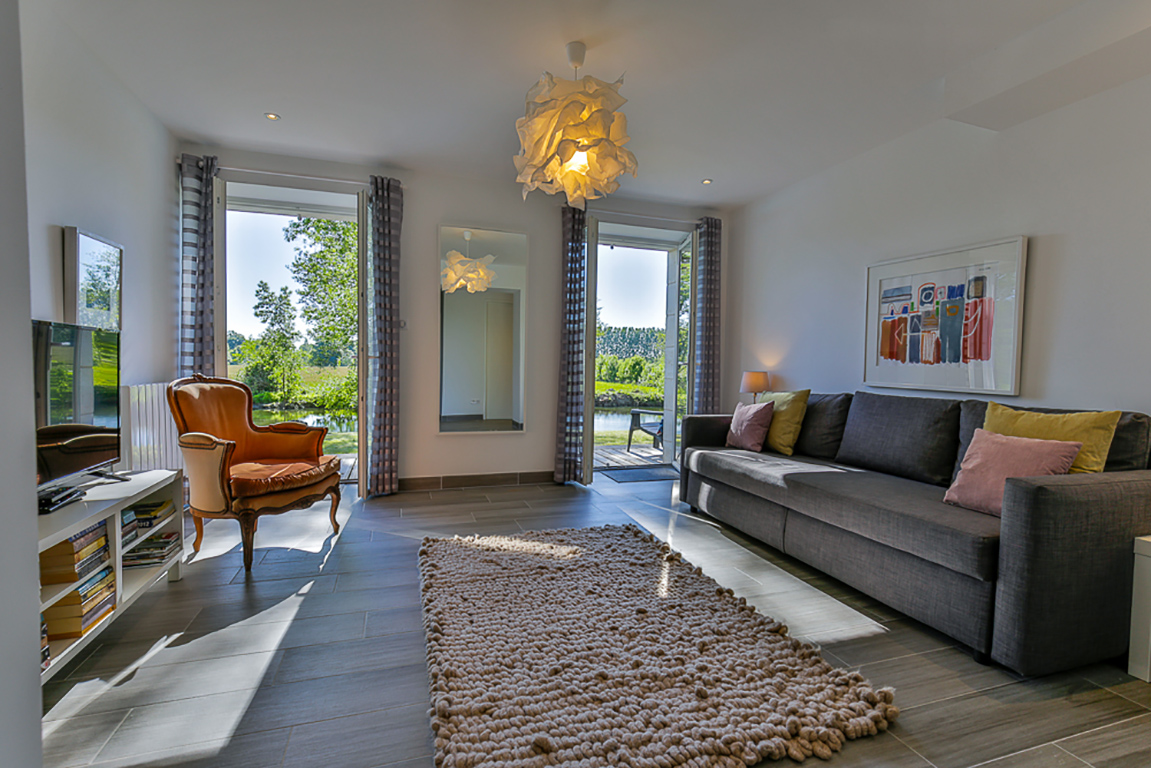 6460 - Bonnes – Image 29