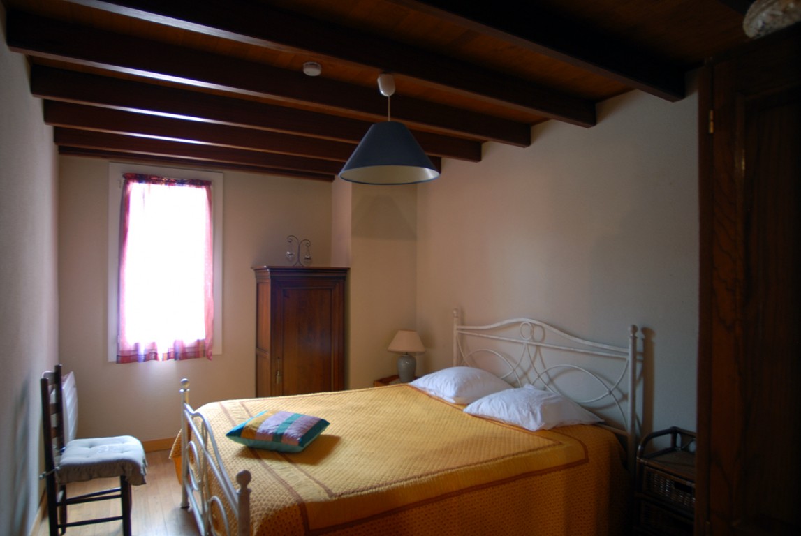 6467 - CHANTERAC – Image 3