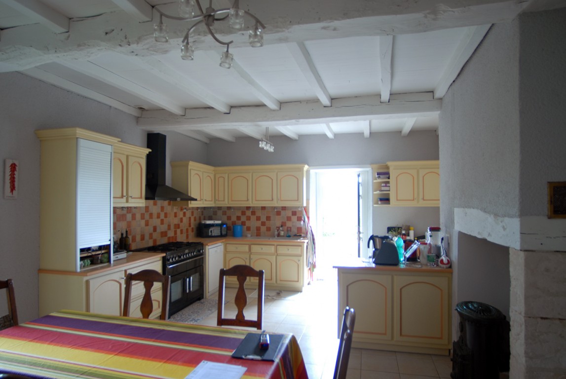 6467 - CHANTERAC – Image 8