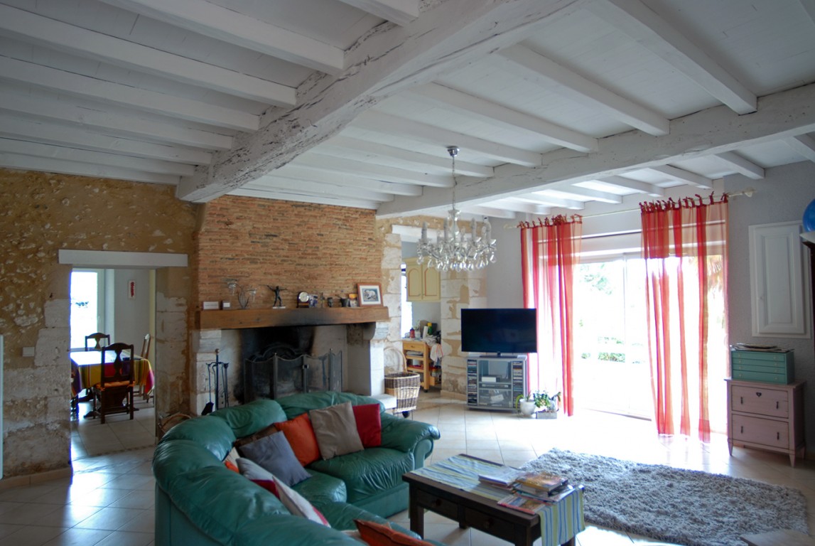 6467 - CHANTERAC – Image 20