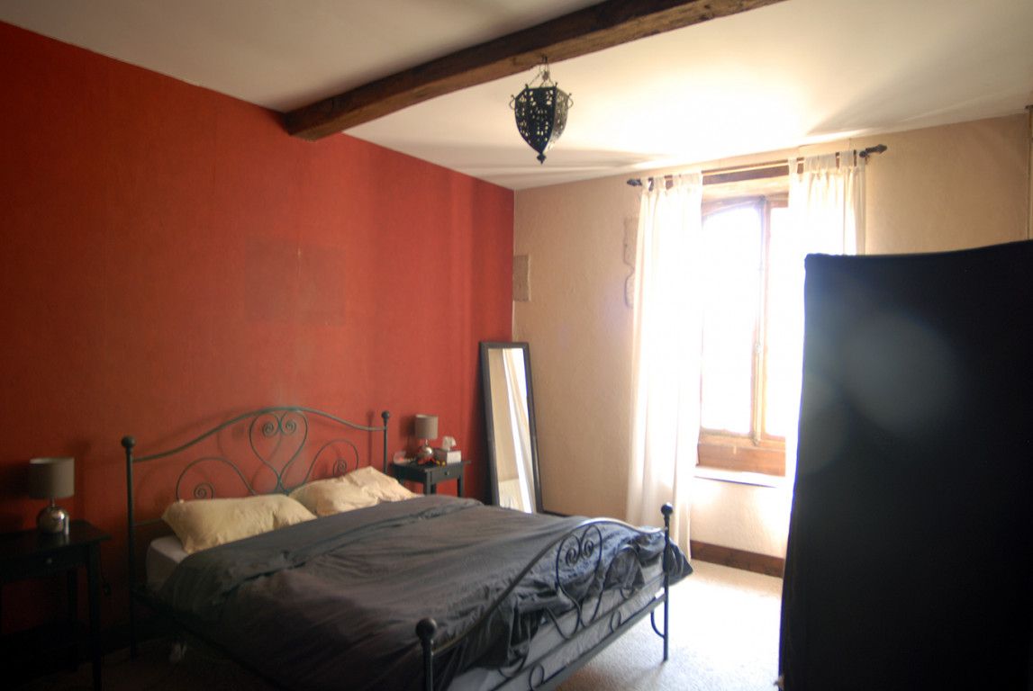 6504 - Saint Romain – Image 3
