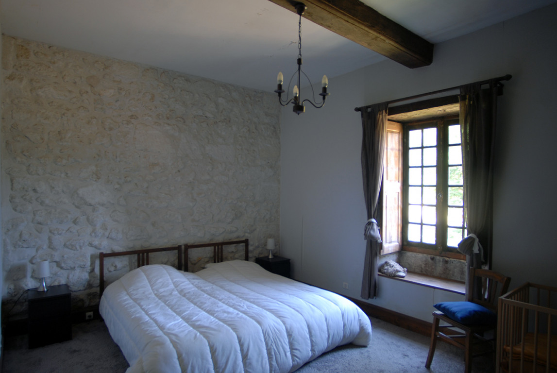 6504 - Saint Romain – Image 4